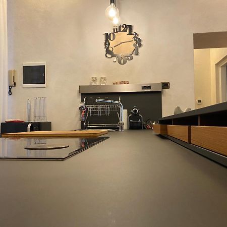 Kindness Art Apartment In Historic Center Arona Zewnętrze zdjęcie